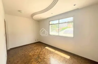 Apartamento amplo, bem planejado e em excelente localização!