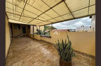 Casa com 3 quartos para alugar na Rua Cornélio Cerqueira, Padre Eustáquio, Belo Horizonte