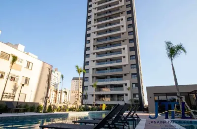 Apartamento reformado com sacada gourmet – condomínio air club e residences