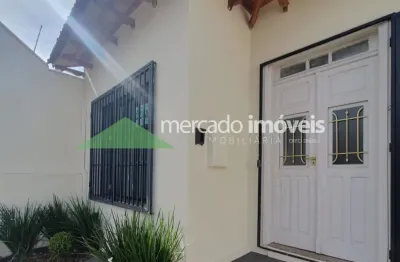Casa comercial com 4 salas para alugar na Rua Álvaro Abranches, Cidade Nova, Franca