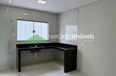 Residência à venda na vila nicácio com dois quartos (sendo 1 suíte) e área de churrasco.