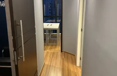 Sala comercial para alugar na Rua Visconde do Rio Branco, 1358, Centro, Curitiba