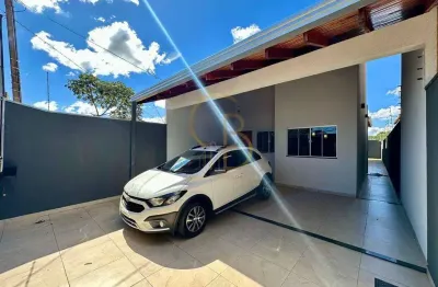 Casa com 2 dormitórios, 1 suíte, à venda na vila nasser