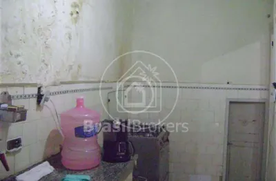 Casa de condomínio à venda com 52,00m² e 2 quartos em ramos, rio de janeiro - rj