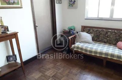 Casa à venda com 500,00m² e 3 quartos em cavalcanti, rio de janeiro - rj