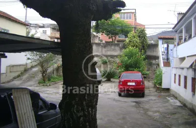 Terreno à venda na Rua Gomes Serpa, Piedade, Rio de Janeiro