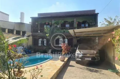 Casa à venda com 150,00m² e 3 quartos em piedade, rio de janeiro - rj