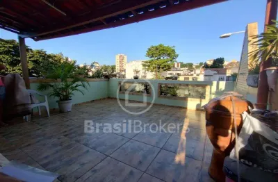 Excelente imóvel com espaço de lazer e churrasqueira