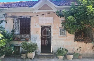 Charmosa casa de vila com 2 quartos, no engenho novo