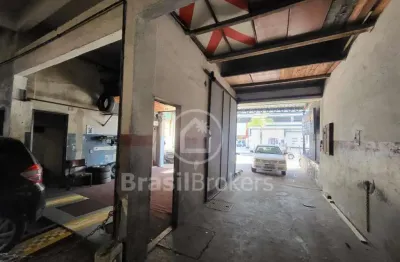 Barracão / Galpão / Depósito à venda na Avenida Padre Roser, Vila da Penha, Rio de Janeiro