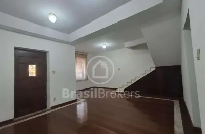 Casa com 3 quartos à venda na Rua Bambore, Del Castilho, Rio de Janeiro