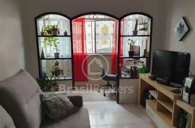 Apartamento à venda com 59,00m² e 3 quartos em del castilho, rio de janeiro - rj