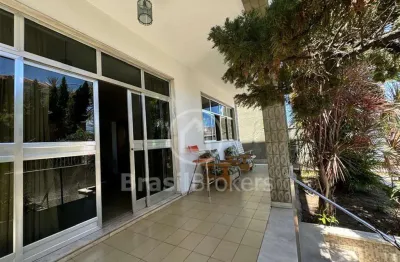 Casa com 267m²  4 quartos, 3 vagas garagem em higienópolis