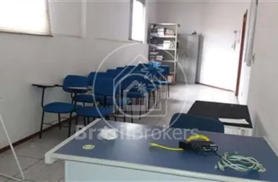 Casa à venda com 756,00m² e 5 quartos em jacaré, rio de janeiro - rj