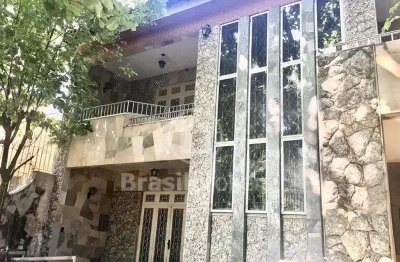 Casa à venda com 424,00m² e 7 quartos em riachuelo, rio de janeiro - rj