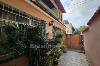 Casa à venda com 309,00m² e 4 quartos em riachuelo, rio de janeiro - rj