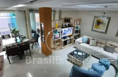 Casa em condomínio fechado com 4 quartos à venda na Rua Moacir dos Santos Lima, Vila Valqueire, Rio de Janeiro