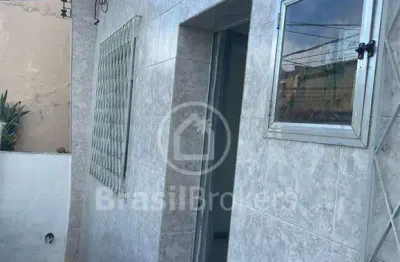 Casa com 2 quartos à venda na Rua Furtado de Mendonça, Quintino Bocaiúva, Rio de Janeiro