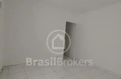Casa com 2 quartos à venda na Rua Dona Isabel, Bonsucesso, Rio de Janeiro