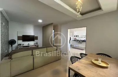 Casa com 2 quartos à venda na Estrada Intendente Magalhães, Bento Ribeiro, Rio de Janeiro