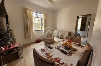 Apartamento tipo casa de 2 quartos com 78m² com vaga na garagem!!!