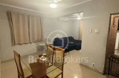 Casa com 2 quartos à venda na Rua do Terço, Vaz Lobo, Rio de Janeiro