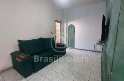 Apto tipo cobertura no centro de bonsucesso com vaga escriturada, elevadores e portaria 24hs.