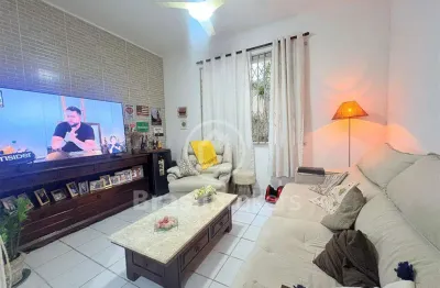 Fica localizado em rua mar de espanha no bairro lins de vasconcelos em rio de janeiro