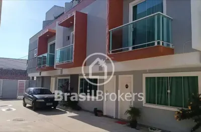 Casa com 2 quartos à venda na Rua Verdi, Marechal Hermes, Rio de Janeiro