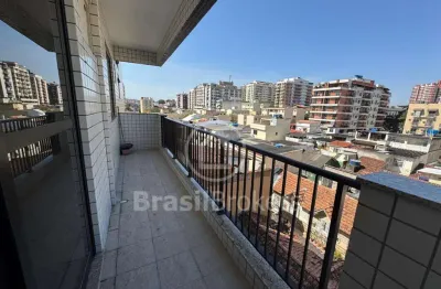 Apartamento 117m2, com 3 quartos, 2 varandas, 2 vagas de garagem