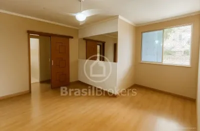 Apartamento térreo de 43 m², 2 quartos – com infraestrutura, próximo a escolas e supermercados.