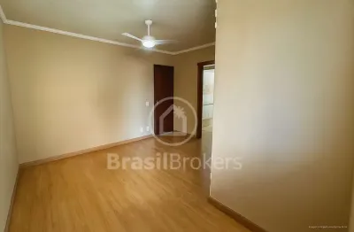 Apartamento térreo de 43 m², 2 quartos – com infraestrutura, próximo a escolas e supermercados.