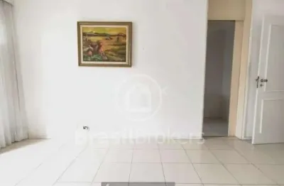 Bella carolina! 2 quartos, 1 suíte,  varanda, vaga escritura. aceitando financiamento