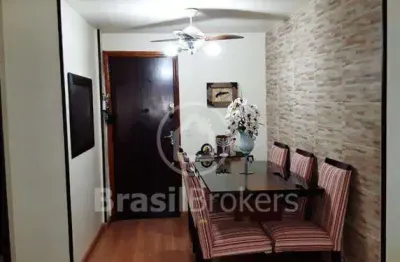 Apartamento à venda com 52m² e 2 quartos em ramos, rio de janeiro - rj