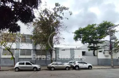 Barracão / Galpão / Depósito com 15 salas à venda na Rua Ana Guimarães, Rocha, Rio de Janeiro