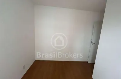 Apartamento com 2 quartos à venda na Avenida Itaóca, Bonsucesso, Rio de Janeiro