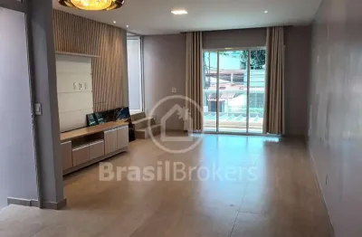 Casa em condomínio fechado com 3 quartos à venda na Rua Arcozelo, Vila Valqueire, Rio de Janeiro