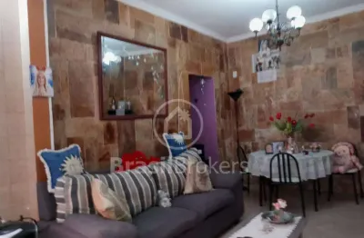 Apartamento tipo casa na rua maranhão 2 quartos sala grande área nos fundos tipo quintal