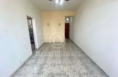 O 1 quarto ideal: amplo, funcional e em localização estratégica