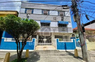 Apartamento Tipo Casa com Quintal Privativo em Vila Valqueire