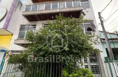 VARANDÃO + 73m² EM VISTA ALEGRE | 2 QUARTOS | VAGA | DEPENDÊNCIA REVERSÍVEL | FINANCIAMENTO + FGTS