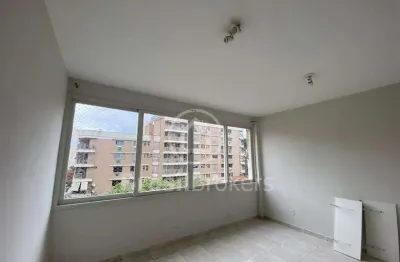 Apartamento à venda com 71m² e 2 quartos com vaga escriturada!