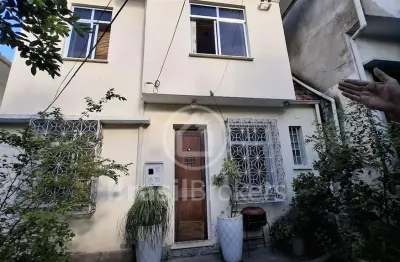 Casa de vila à venda com 100,00m² e 2 quartos em rio comprido, rio de janeiro - rj