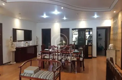 Apartamento duplex de 4 quartos com 261m² varanda e 2 vagas!!!