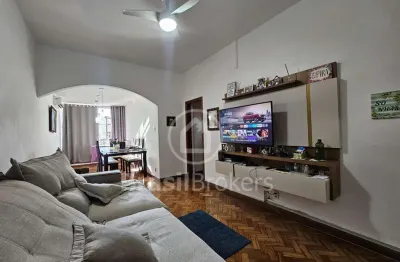 Apartamento 3 quartos sendo 1 suite e dependência completa, pronto para entrar e morar, próximo ao metrô na tijuca.