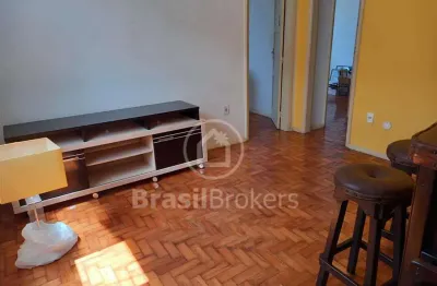 Apartamento em condomínio fechado de 2 quartos de escada