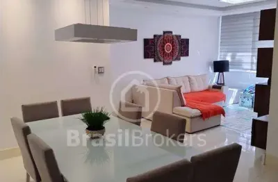 Belo apartamento todo reformado com excelente bom gosto
