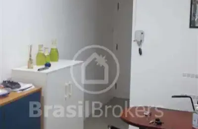 Sala comercial com total infraestrutura do bairro da tijuca!!!