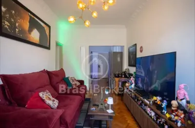 Apartamento de 3 quartos com 89 m², vaga de garagem a 6 minutos do metro da praça saens pena e shopping tijuca