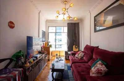 Apartamento de 3 quartos com 89 m², vaga de garagem a 6 minutos do metro da Praça Saens Pena e Shopping Tijuca